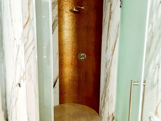 Зона контраста